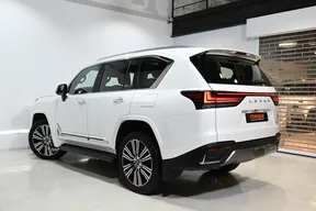 Lexus LX 600 2023