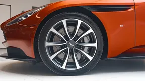 Aston Martin DB11 2017