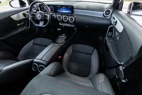 Mercedes-Benz A-Class 200 2024