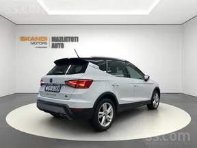 SEAT Arona 2021