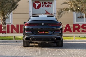 BMW X6 M50i 2022