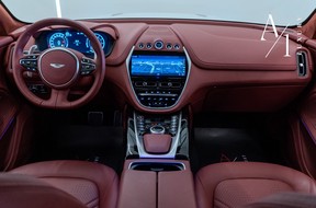 Aston Martin DBX 2023