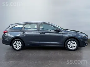 Hyundai i30 2022