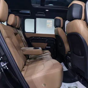 Land Rover Defender 110 2026