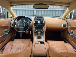 Aston Martin V8 Vantage 2014