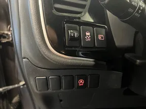 Mitsubishi Outlander / Airtek 2016