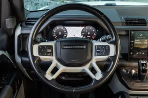 Land Rover Defender 110 2023