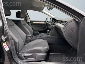 Volkswagen Passat 2022