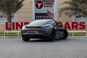 Porsche Cayman 718 2024