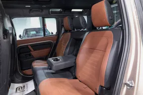 Land Rover Defender Octa 2026