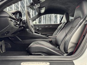 Porsche Cayman GTS 2016