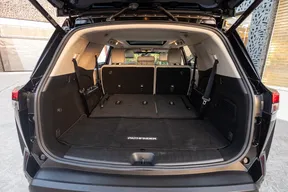 Nissan Pathfinder 2024