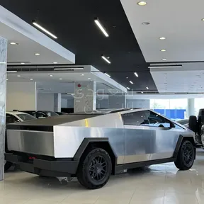 Tesla Cybertruck 2025