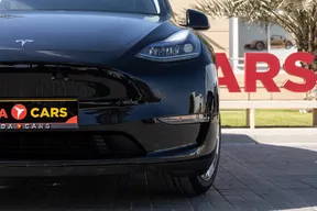 Tesla Model Y Long Range 2024