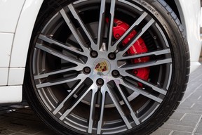 Porsche Cayenne GTS 2016