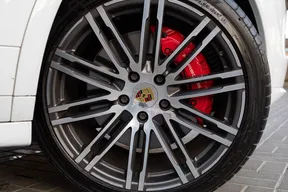 Porsche Cayenne GTS 2016