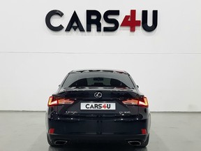 Lexus IS 300 2019