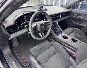 Porsche Taycan GTS 2023