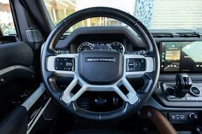 Land Rover Defender 90 2023