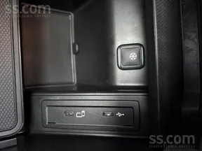 Mercedes-Benz V-Class 300 2022