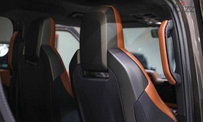 Land Rover Defender 110 2025