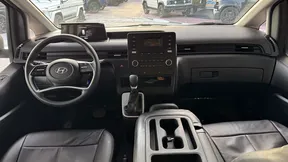 Hyundai Staria 2022