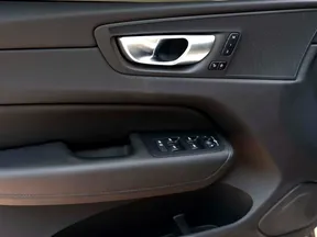 Volvo XC60 2024