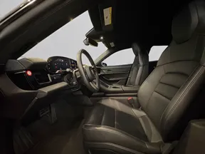 Porsche Taycan 2023