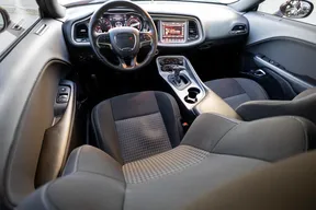 Dodge Challenger 2019