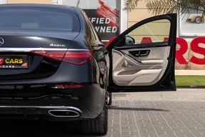 Mercedes-Benz S-Class 580 2024