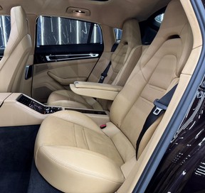 Porsche Panamera 4 Executive 2018