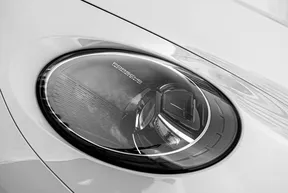 Porsche 911 Carrera 4 GTS 2024