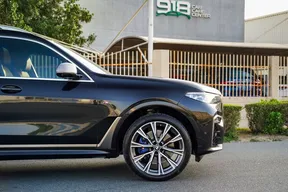 BMW X7 50 2021