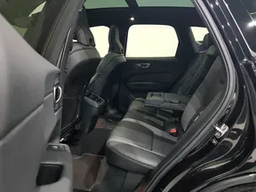 Volvo XC60 2022