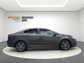 Toyota Avensis 2016