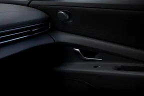 Hyundai Elantra / Avante 2023