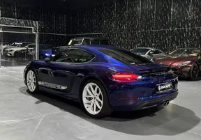 Porsche Cayman 718 2024