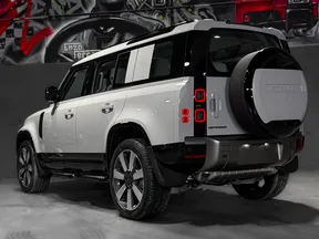 Land Rover Defender 110 2026