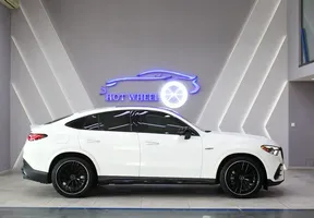 Mercedes-Benz GLC 43 AMG 2025