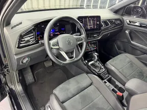 Volkswagen T-Roc 2024