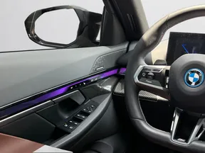 BMW i5 M60 2024