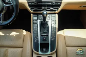 Porsche Macan 2021
