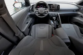 Hyundai Elantra / Avante 2023