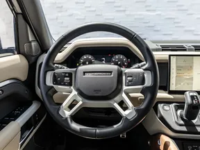 Land Rover Defender 110 2024