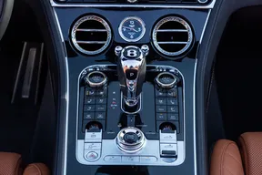 Bentley Continental GTC 2022