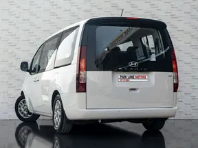 Hyundai Staria 2022
