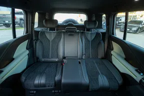 BYD Yangwang U8 2024