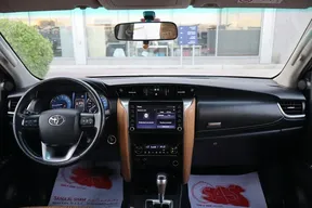 Toyota Fortuner 2022