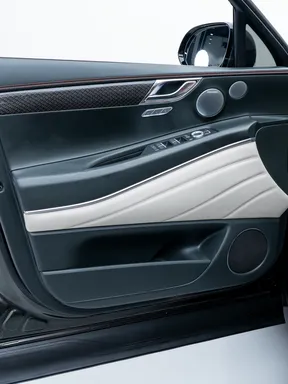 Genesis GV80 2025