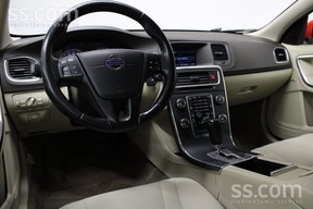 Volvo V60 2011